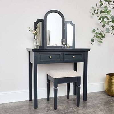 Black Bedroom Furniture