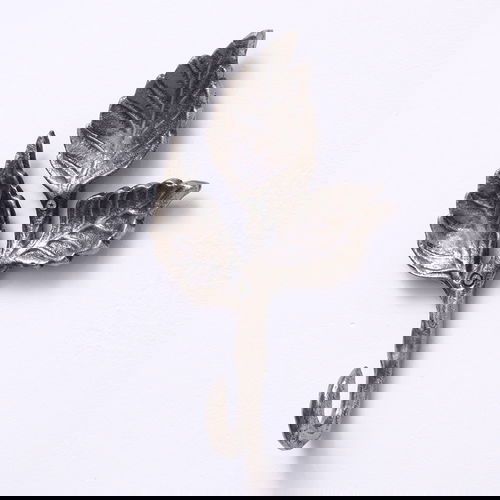 Antique Silver Leaf Detail Textured Wall Hook