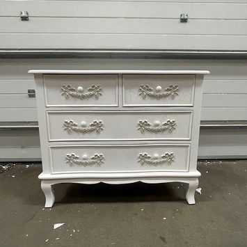 Antique White 4 Drawer Chest of Drawers - Pays Blanc Range