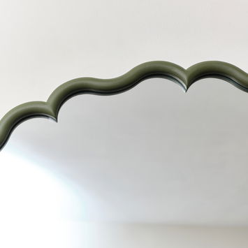 Green Scalloped Frame Round Wall Mirror - 80cm x 80cm