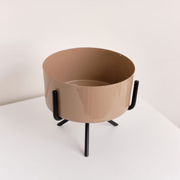 Coffee Brown Metal Planter Pot with Stand - 16.5cm