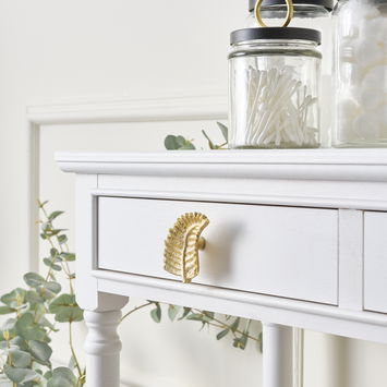 Gold Curved Leaf Drawer Knob