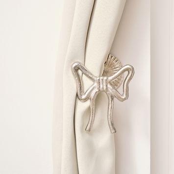 Set of 2 Silver Metal Bow Curtain Tie Backs
