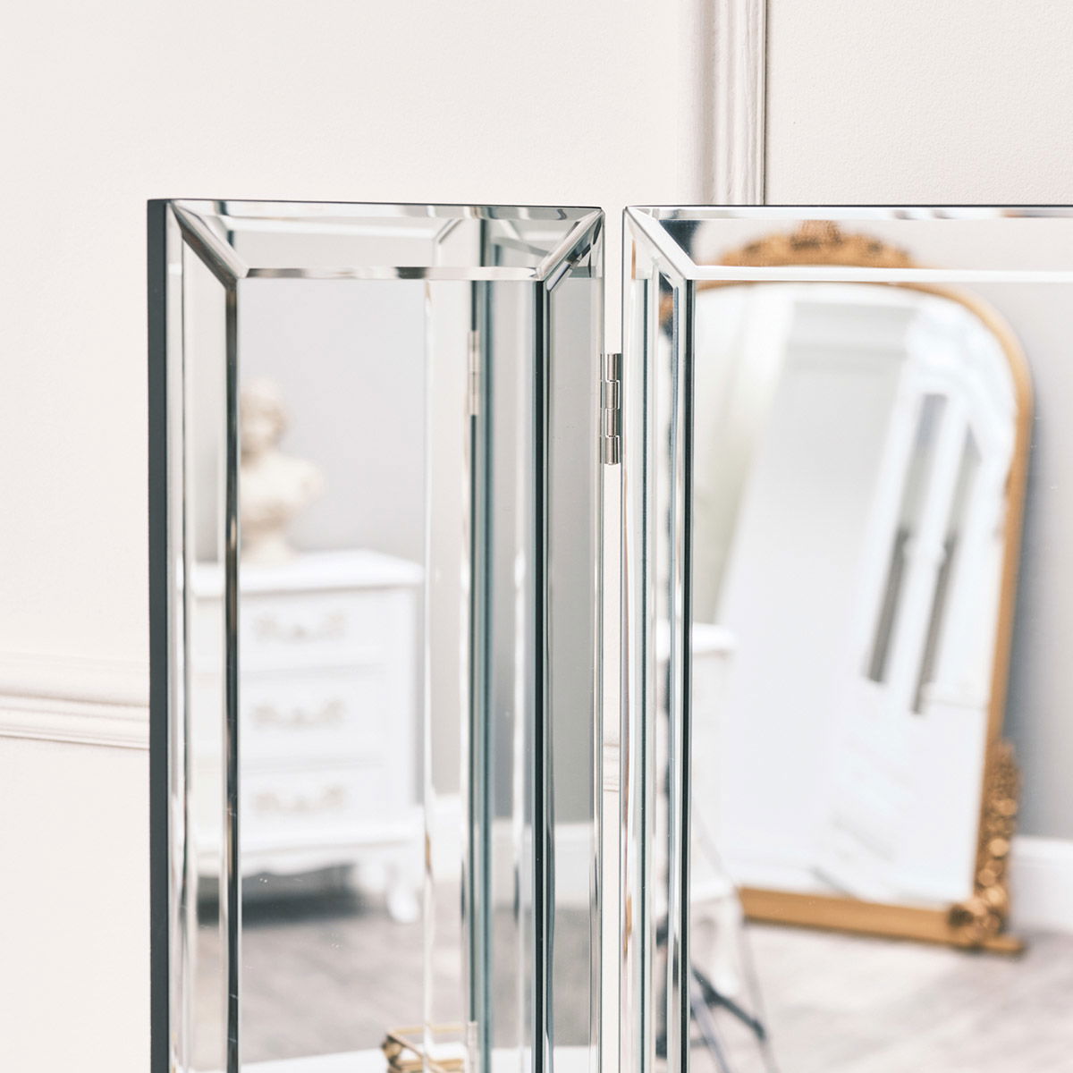 Large Mirrored Dressing Table Triple Mirror