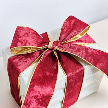 Large Red & Gold Velvet Wired Ribbon - 270cm