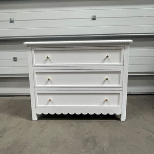 Large Scalloped 3 Drawer Chest of Drawers - Staunton White Range - Damaged Seconds