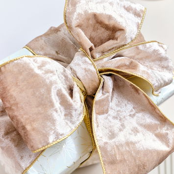 Large Shiny Velvet Pink & Gold Wired Ribbon Garland - 270cm
