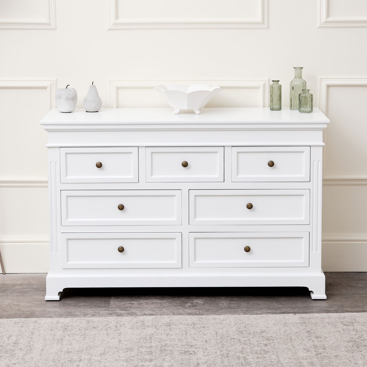 Large White 7 Drawer Chest of Drawers & Pair of Bedside Tables Daventry White Range