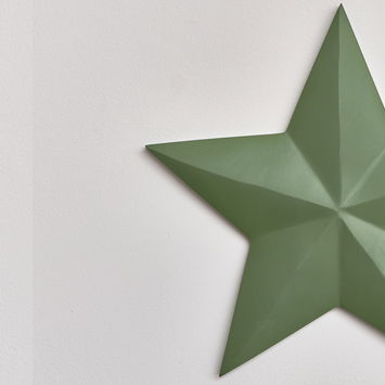 Large Wooden Green Wall Star Decoration