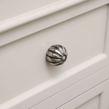 Antique Silver Round Scalloped Drawer Knob