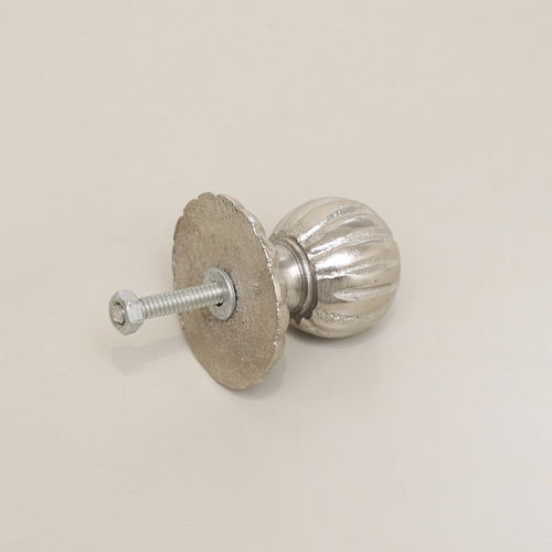 Shiny Silver Round Scalloped Drawer Knob With Scallop Detailed Base