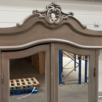 Mirrored Closet - Tiffany Range