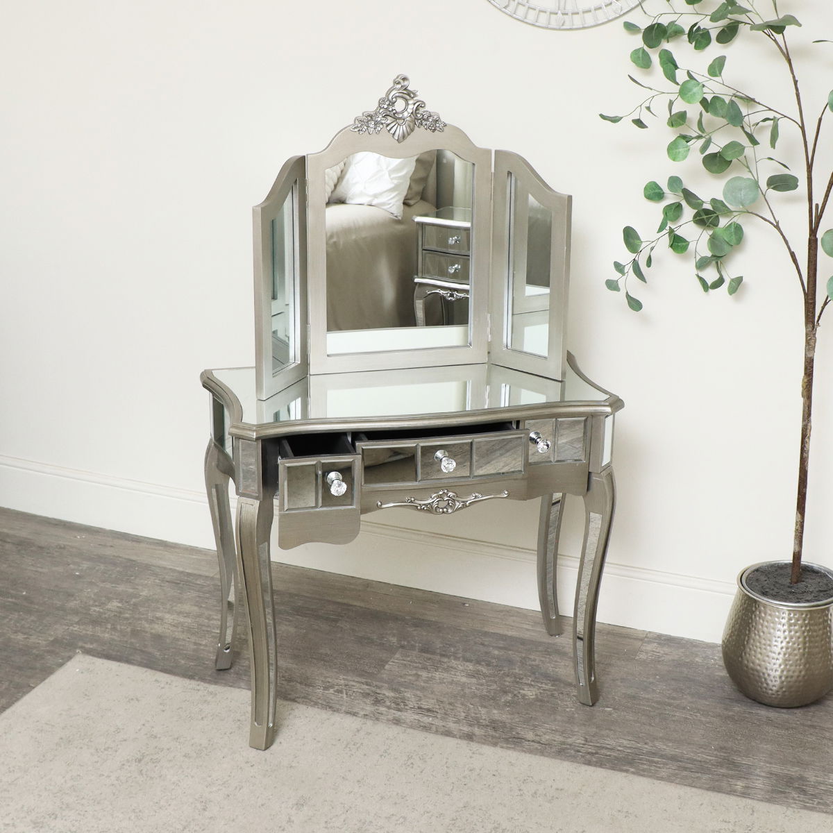 Mirrored Dressing Table and Mirror Tiffany Range Melody Maison