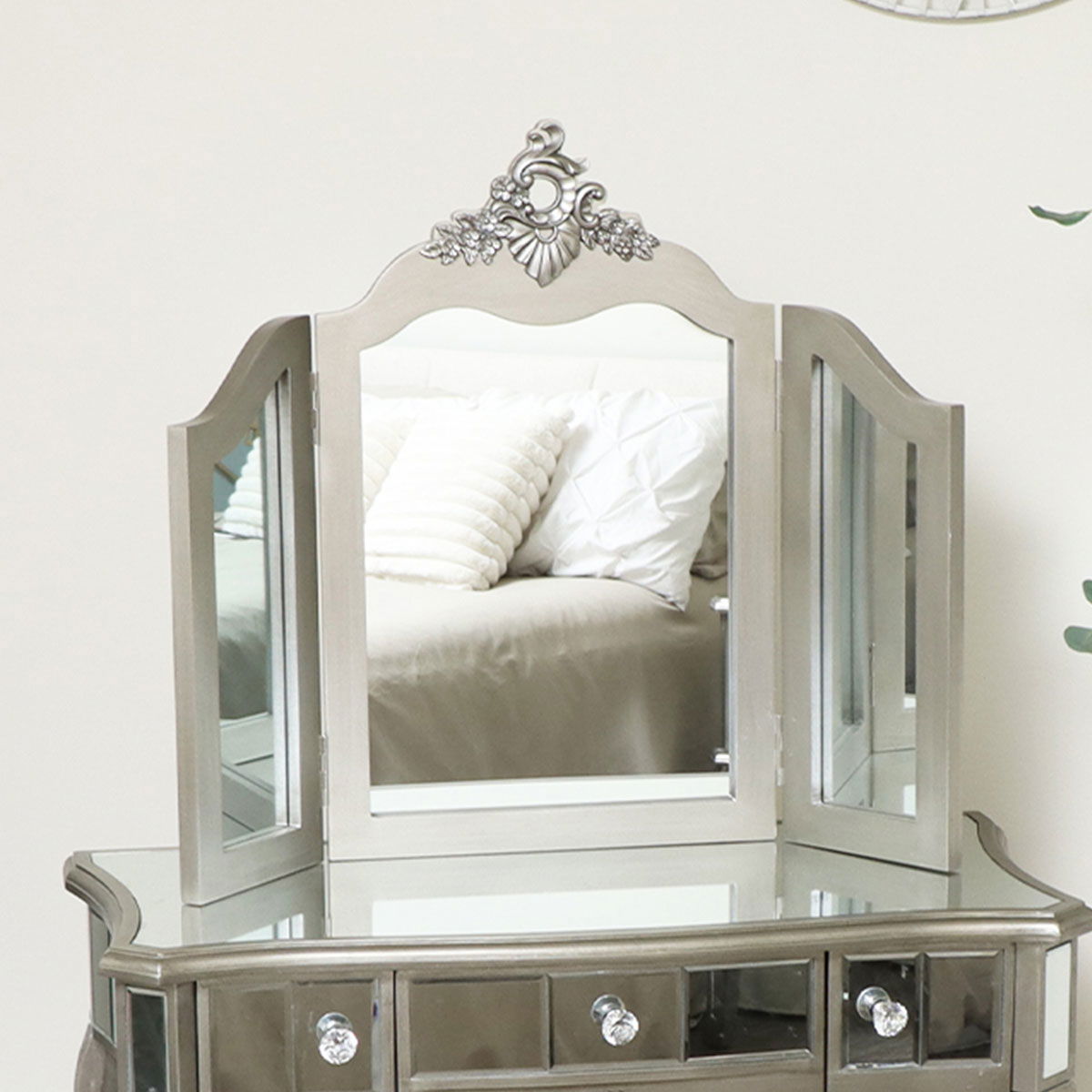 Mirrored Dressing Table and Mirror Tiffany Range Melody Maison