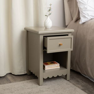 One Drawer Scalloped Bedside Table - Staunton Taupe Range 