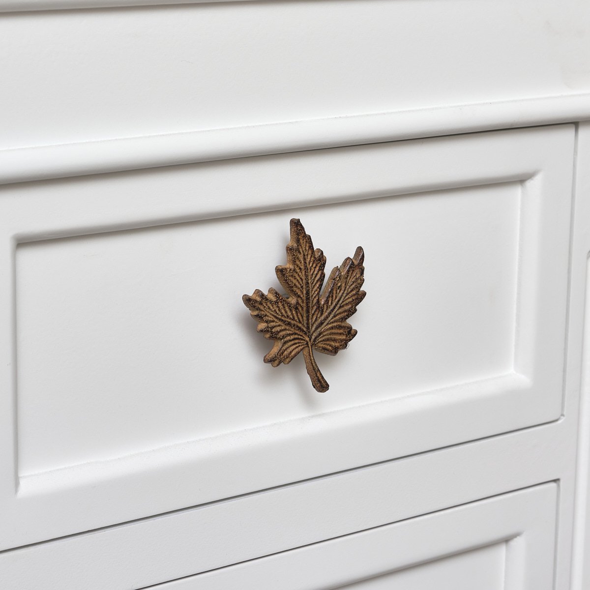 Rustic Maple Leaf Drawer Knob