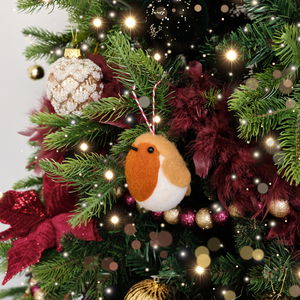 Set of 2 Round Felt Robin Bauble Decorations - 9cm