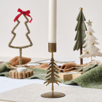 Small Christmas Tree Candle Holder - 16cm x 6.5cm