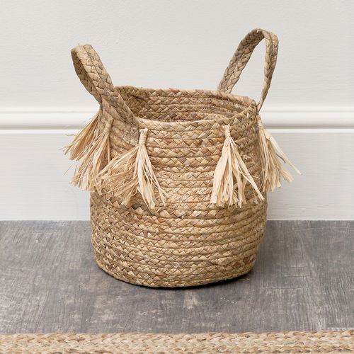 Small Natural Woven Basket with Tassel