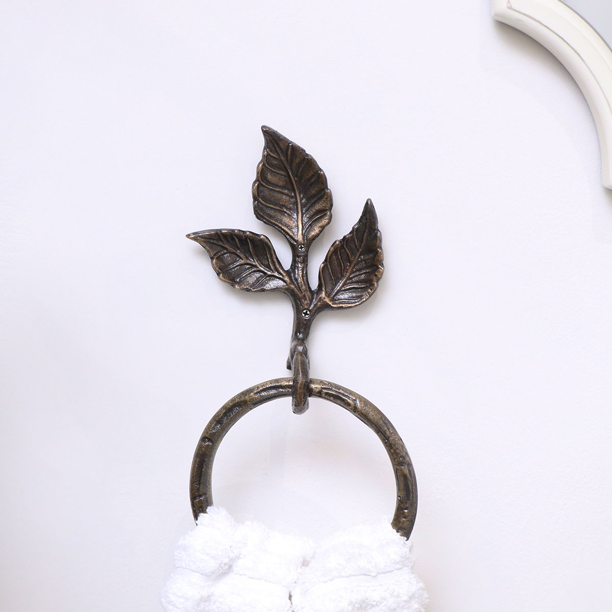 Antique Brass Leaf Detail Textured Towel Ring Holder