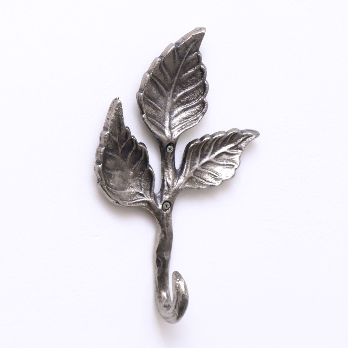 Antique Silver Leaf Detail Textured Wall Hook