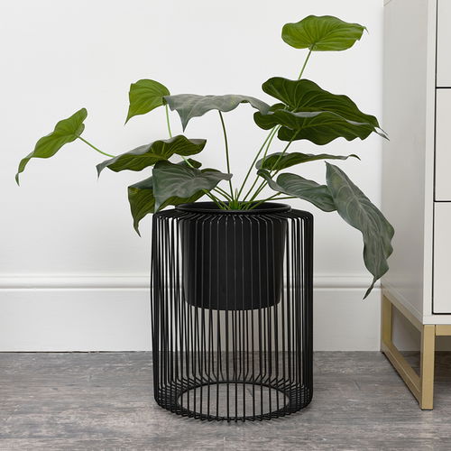 Black Metal Wire Planter Pot