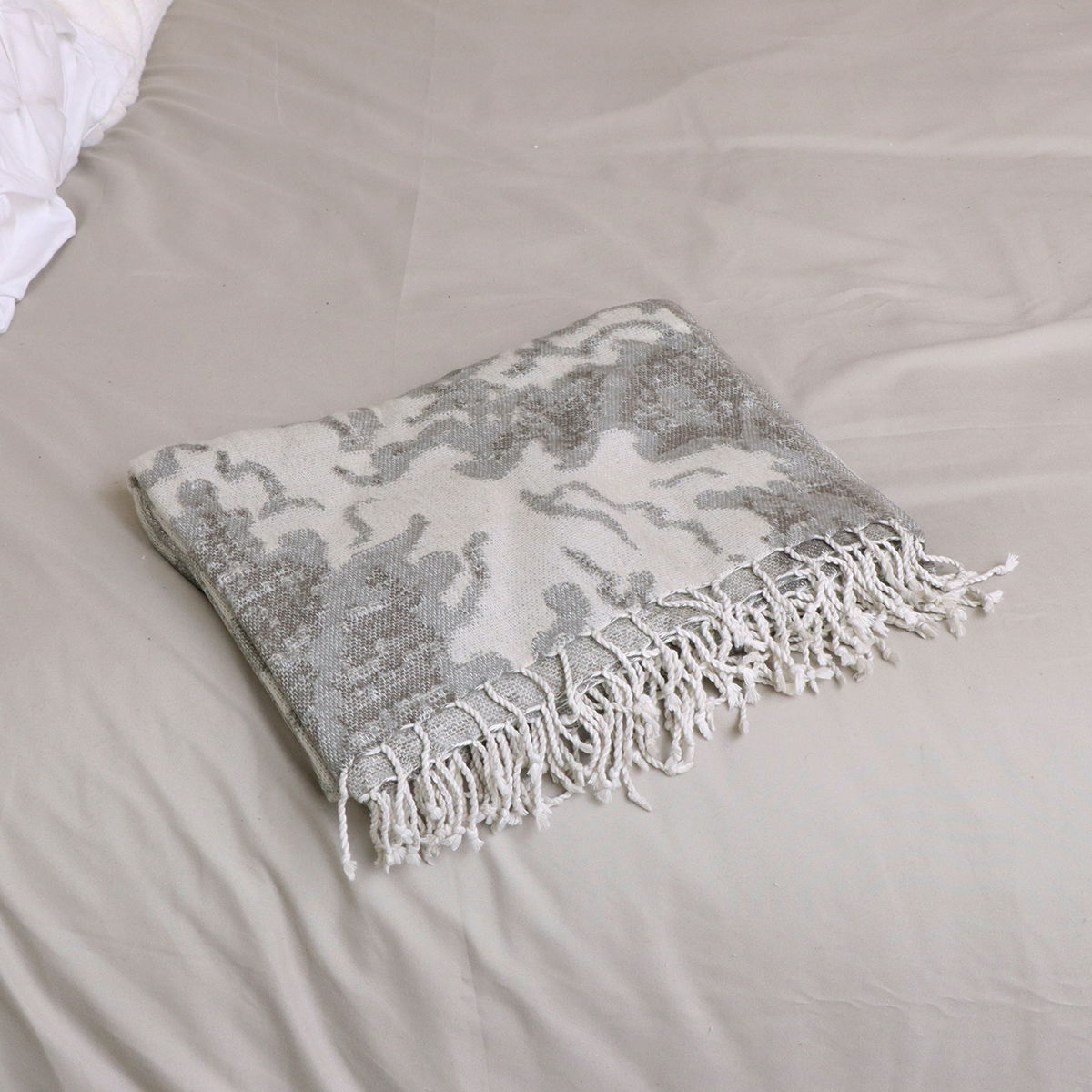 Grey & Cream Natural Waves Design Cotton Throw - 160cm x 136cm