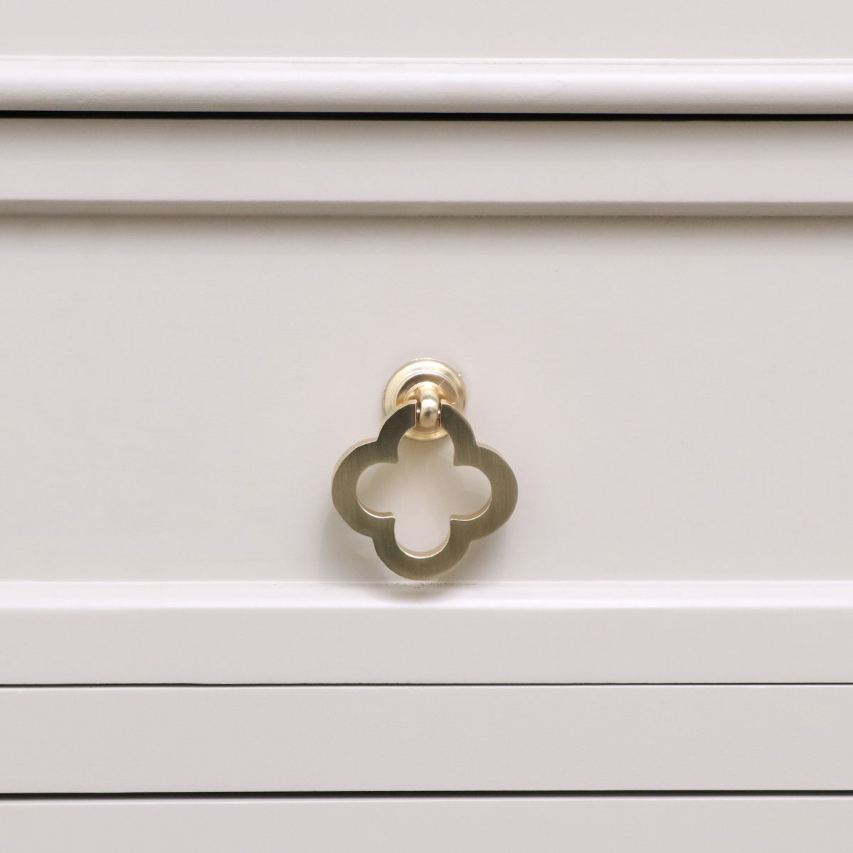Brushed Gold Clover Drop Pull Handle