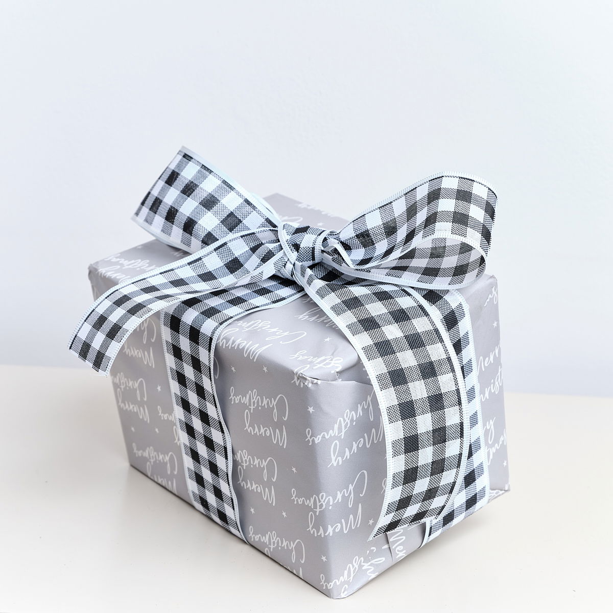 Large Black & White Checked Ribbon Garland - 270cm