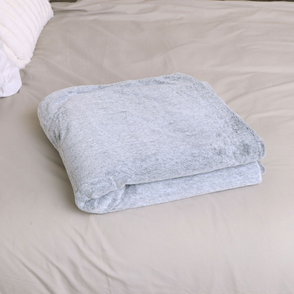 Large Light Grey Faux Fur Throw - 180cm x 135cm