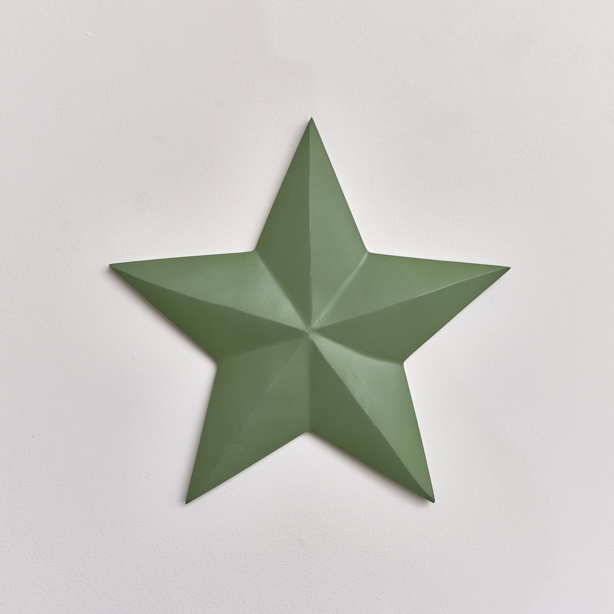 Large Wooden Green Wall Star Decoration