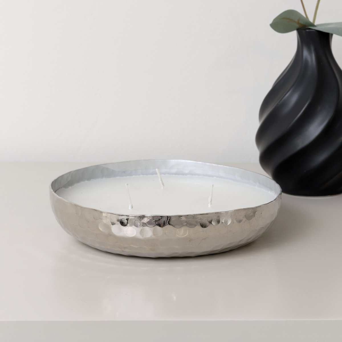 Round Hammered Silver 3 Wick Candle Pot