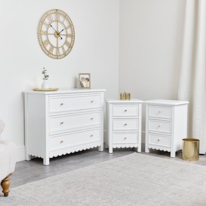 Large Scalloped 3 Drawer Chest of Drawers & Pair of Bedside Tables - Staunton White Range