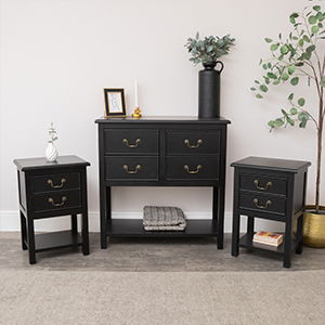 Large Black 4 Drawer Chest of Drawers & Pair of Bedside Tables - Briggs Range