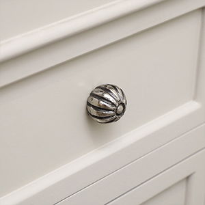 Antique Silver Round Scalloped Drawer Knob