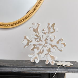 Medium Rustic Wooden Snowflake Ornament - 19.5cm Medium Rustic Wooden Snowflake Ornament - 19.5cm