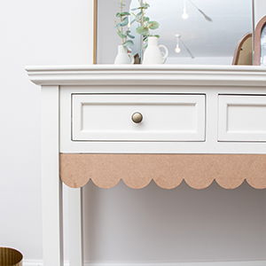 Set of 2 Large Scallop Decorative Wall Trims - 108cm