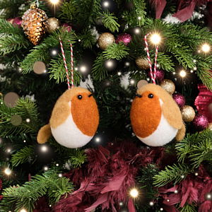 Set of 2 Round Felt Robin Bauble Decorations - 9cm