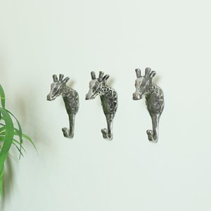 Set of 3 Silver Metal Giraffe Wall Hooks
